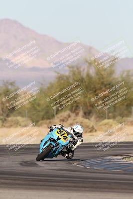 media/Nov-02-2025-CVMA (Sun) [[337aff29ab]]/Race 17-Amateur Supersport Middleweight/